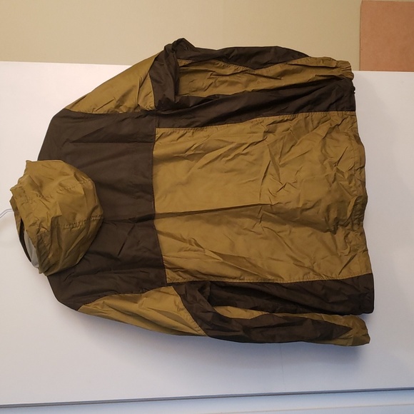 Mens Columbia jacket, size medium, in the color tan. - Picture 2 of 7